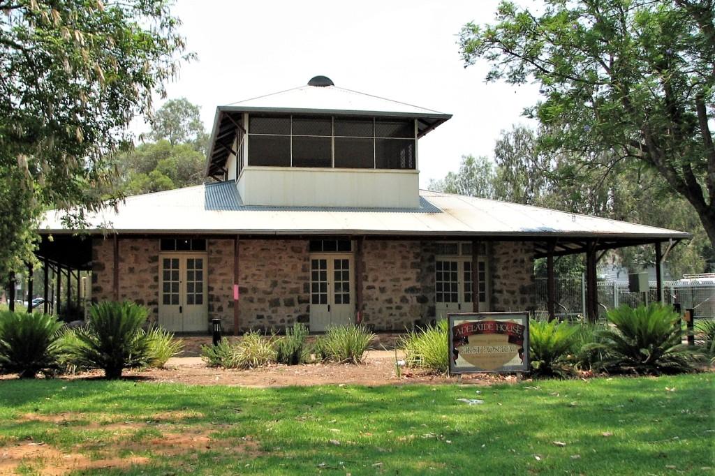 Adelaide House pierwszy szpital w Alice Springs
