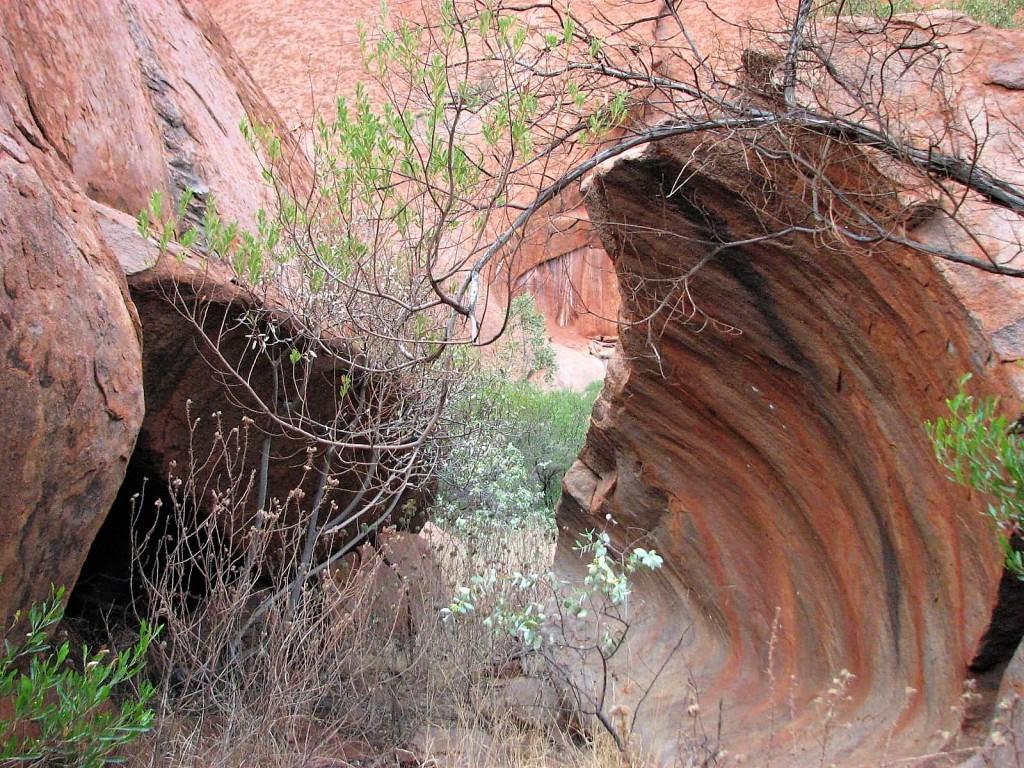 skały fale Uluru Australia