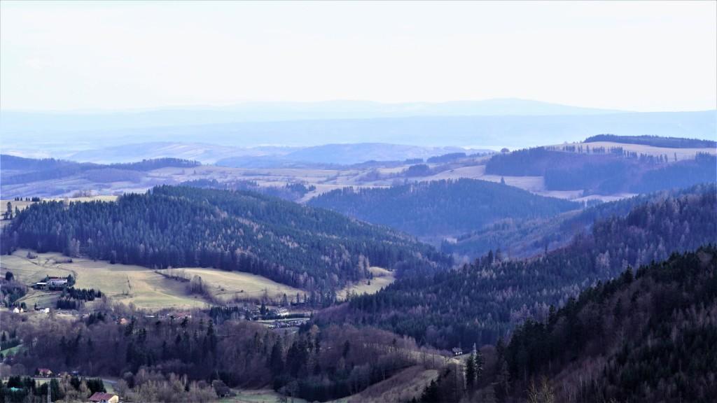 panorama Gór Sowich ze Schroniska Orzeł